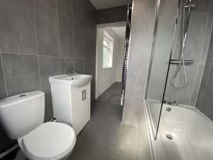 BATHROOM- click for photo gallery
